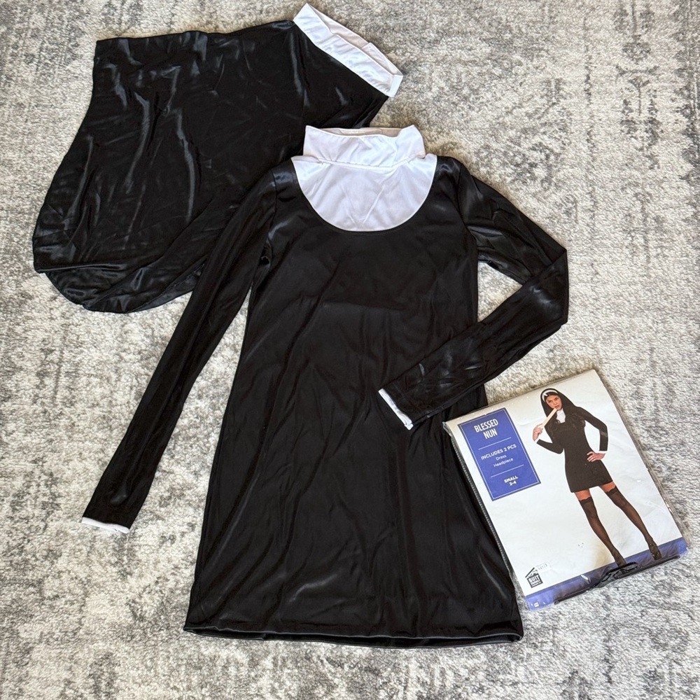 Nun Halloween Costume